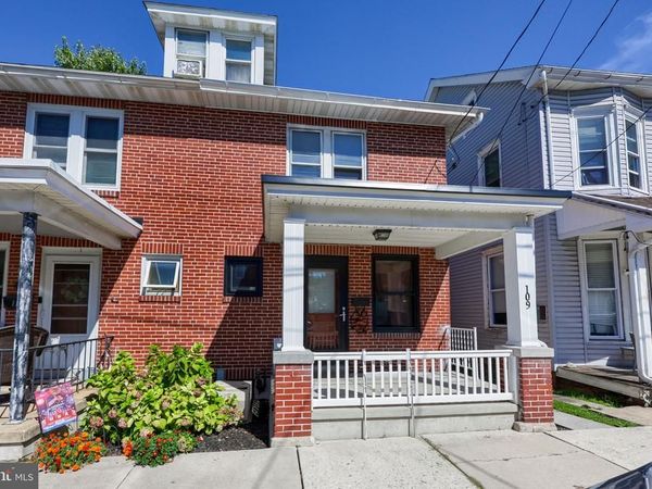 109 W FULTON STREET , EPHRATA, PA 17522