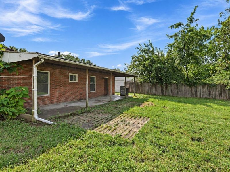 9758 Dunraven Drive, Colerain Township, OH 45251 Photo 2
