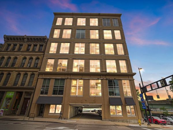 353 W Fourth Street, Unit 401, Cincinnati, OH 45202