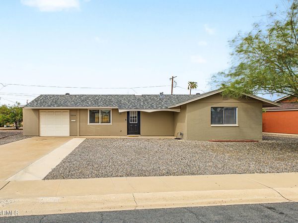12214 N AUGUSTA Drive, Sun City, AZ 85351