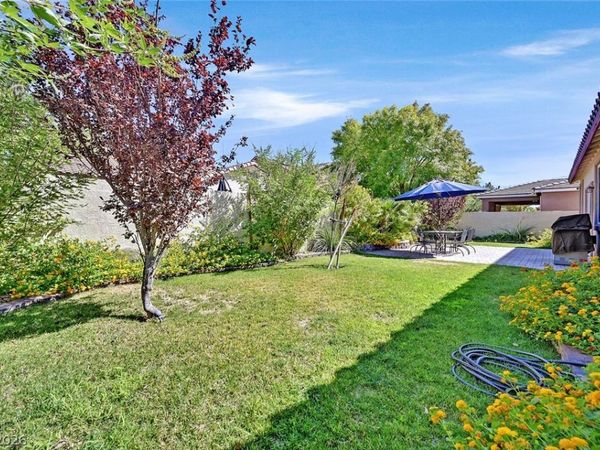 8208 Redbud Vine Street, North Las Vegas, NV 89085
