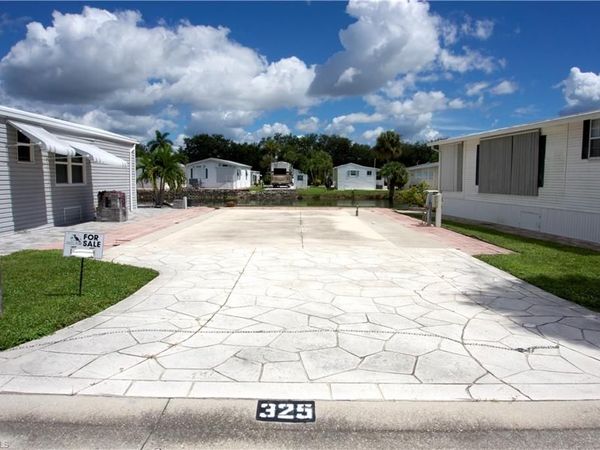 325 Imperial Wilderness BLVD, NAPLES, FL 34114