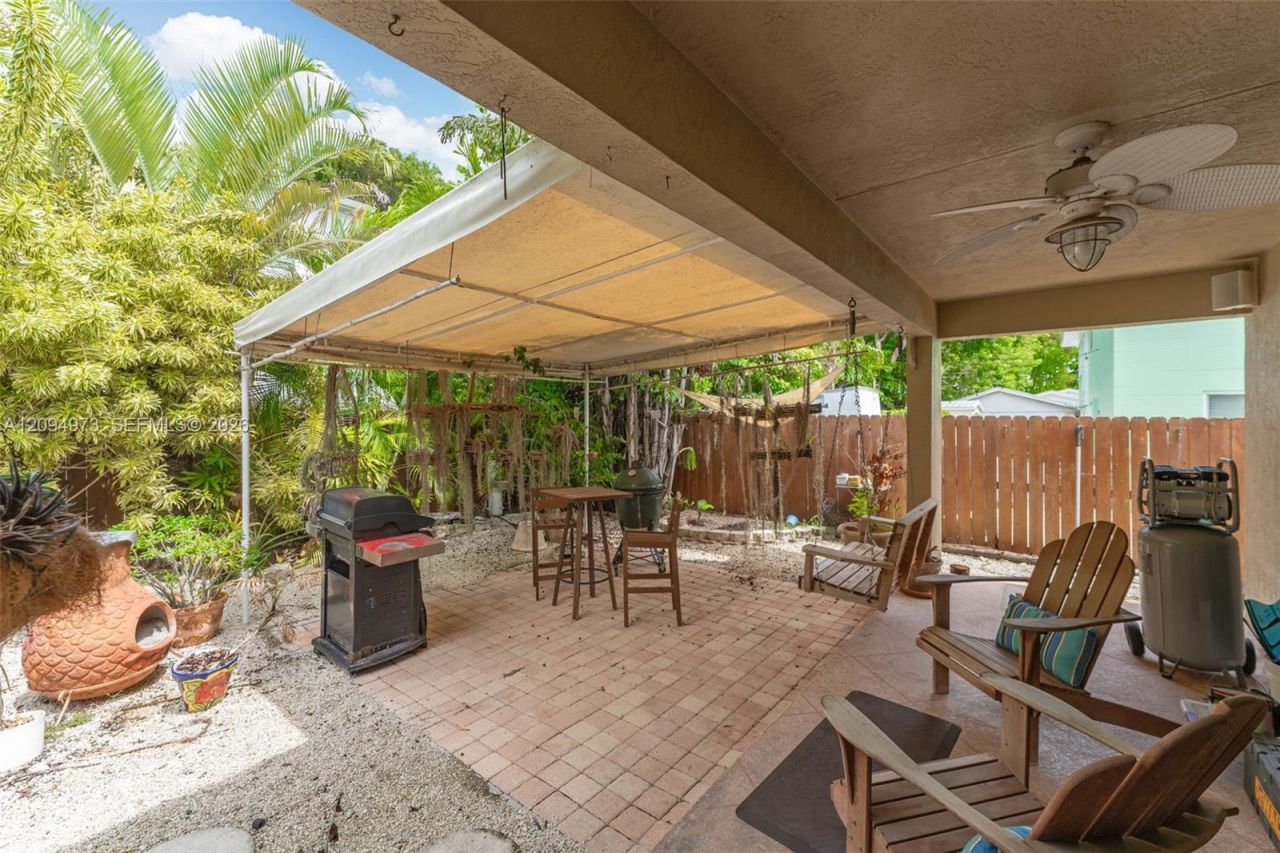 547 Plante St , Key Largo, FL 33037 Photo