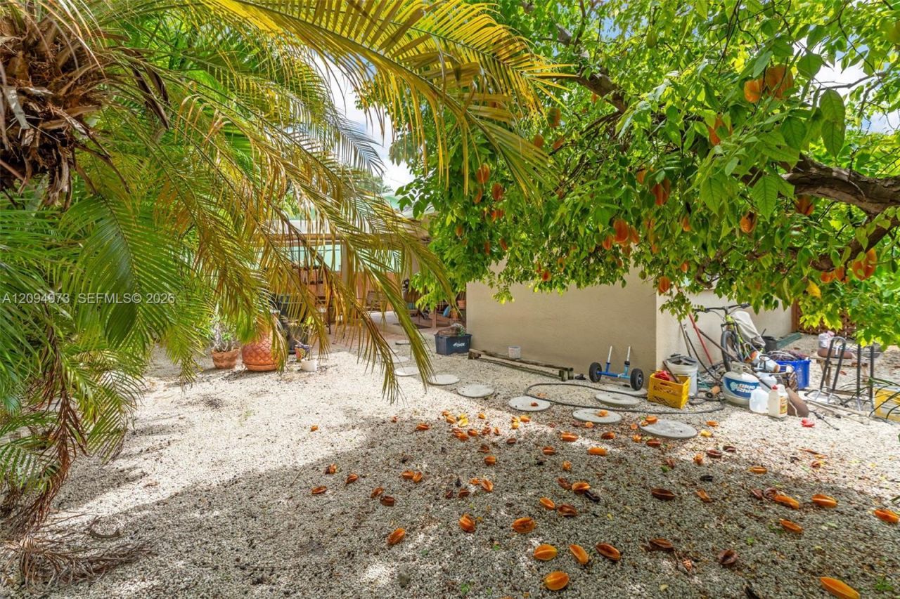 547 Plante St , Key Largo, FL 33037 Photo