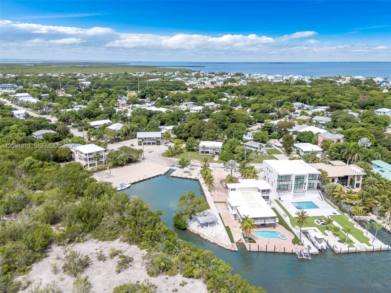 547 Plante St , Key Largo, FL 33037 Photo