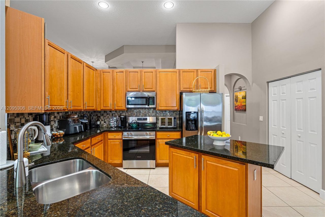 13831 NW 16th St, Pembroke Pines, FL 33028 Photo