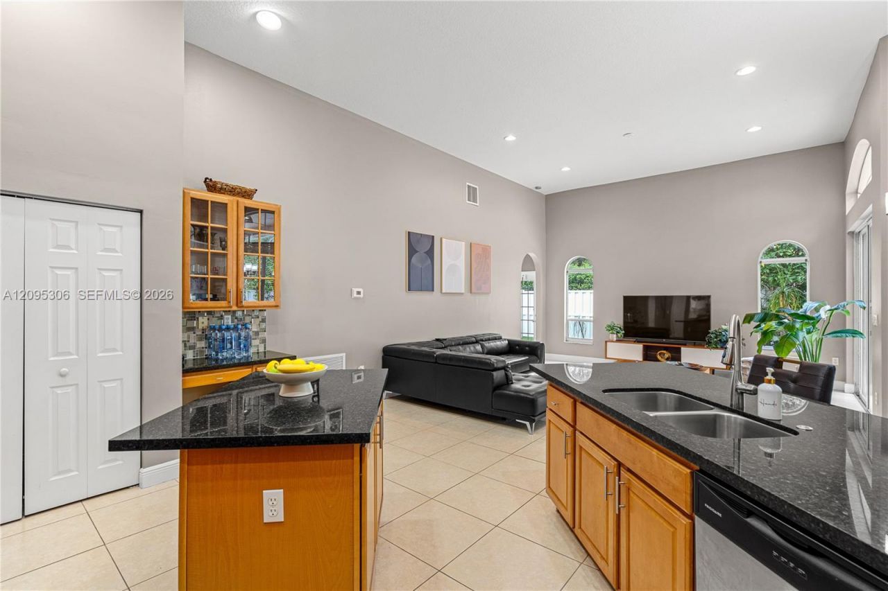 13831 NW 16th St, Pembroke Pines, FL 33028 Photo
