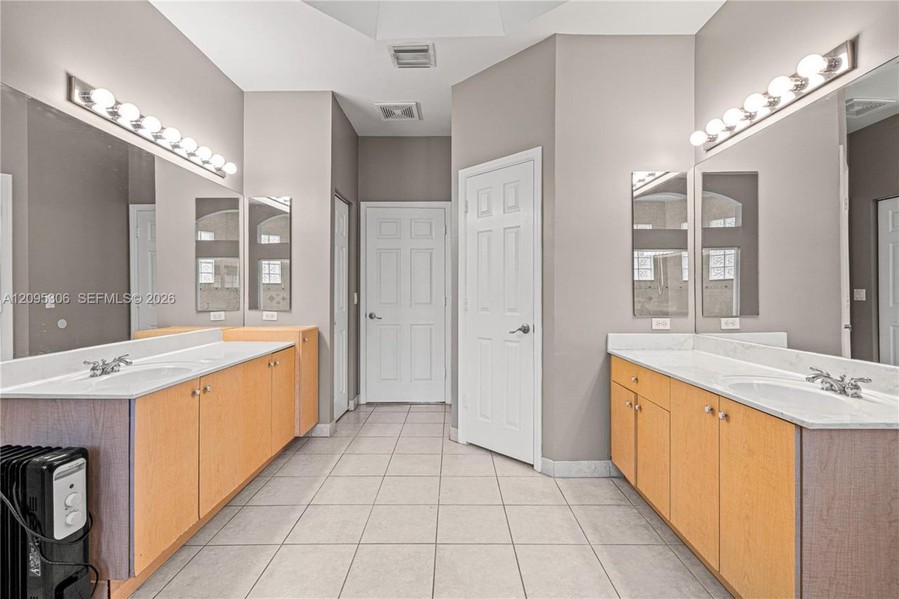 13831 NW 16th St, Pembroke Pines, FL 33028 Photo