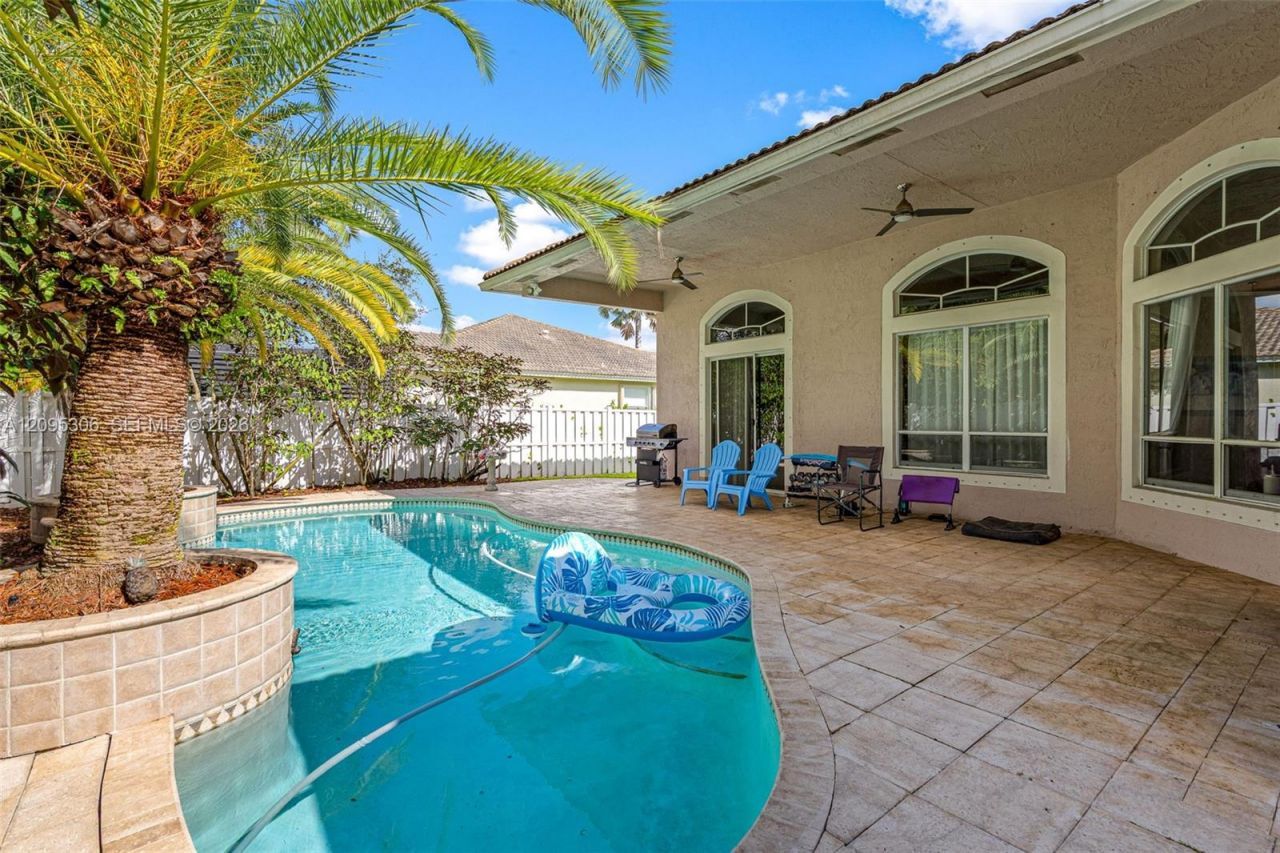 13831 NW 16th St, Pembroke Pines, FL 33028 Photo