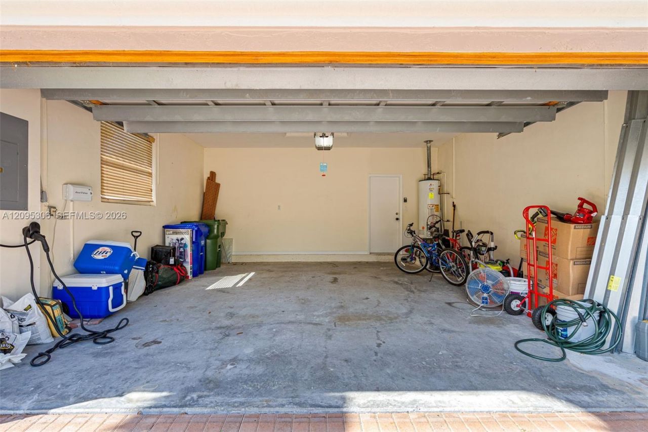 13831 NW 16th St, Pembroke Pines, FL 33028 Photo