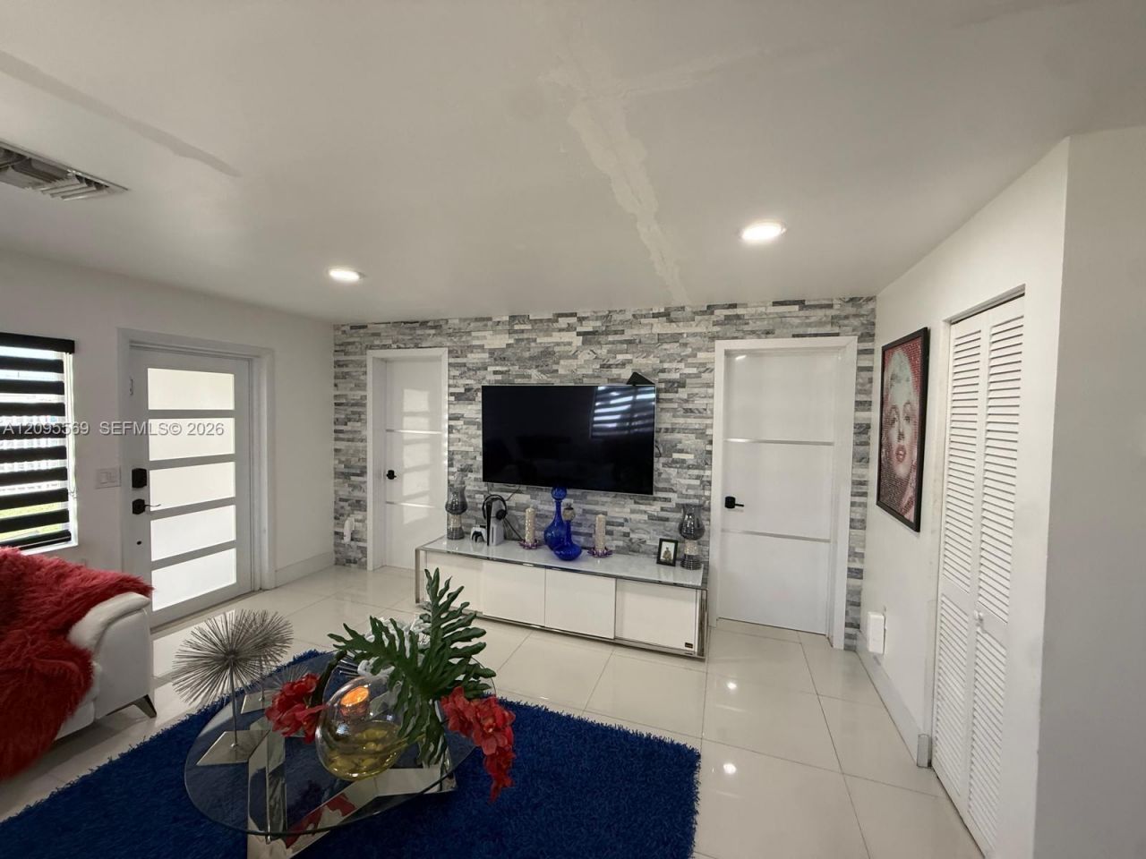 10516 NW 36th Pl , Miami, FL 33147 Photo