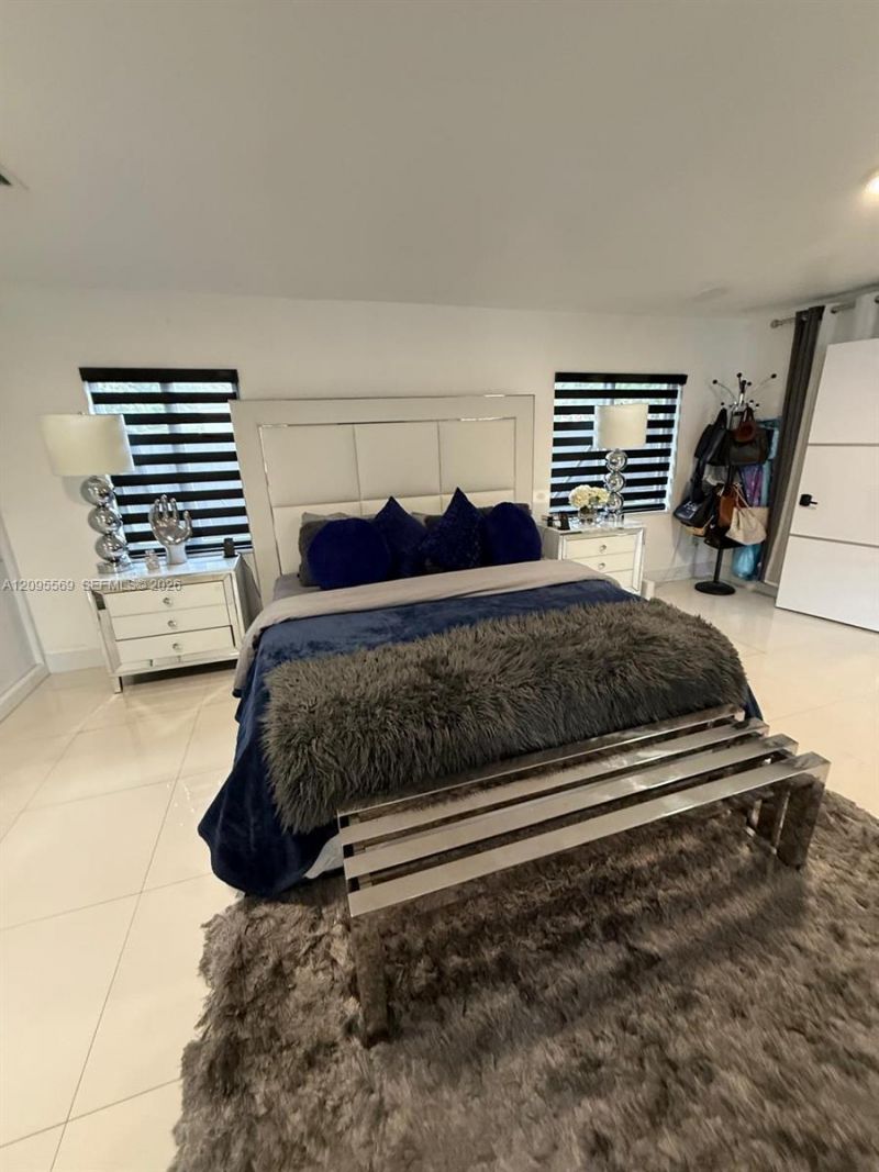 10516 NW 36th Pl , Miami, FL 33147 Photo