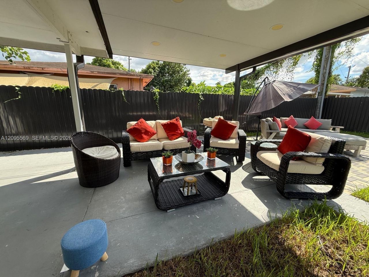 10516 NW 36th Pl , Miami, FL 33147 Photo