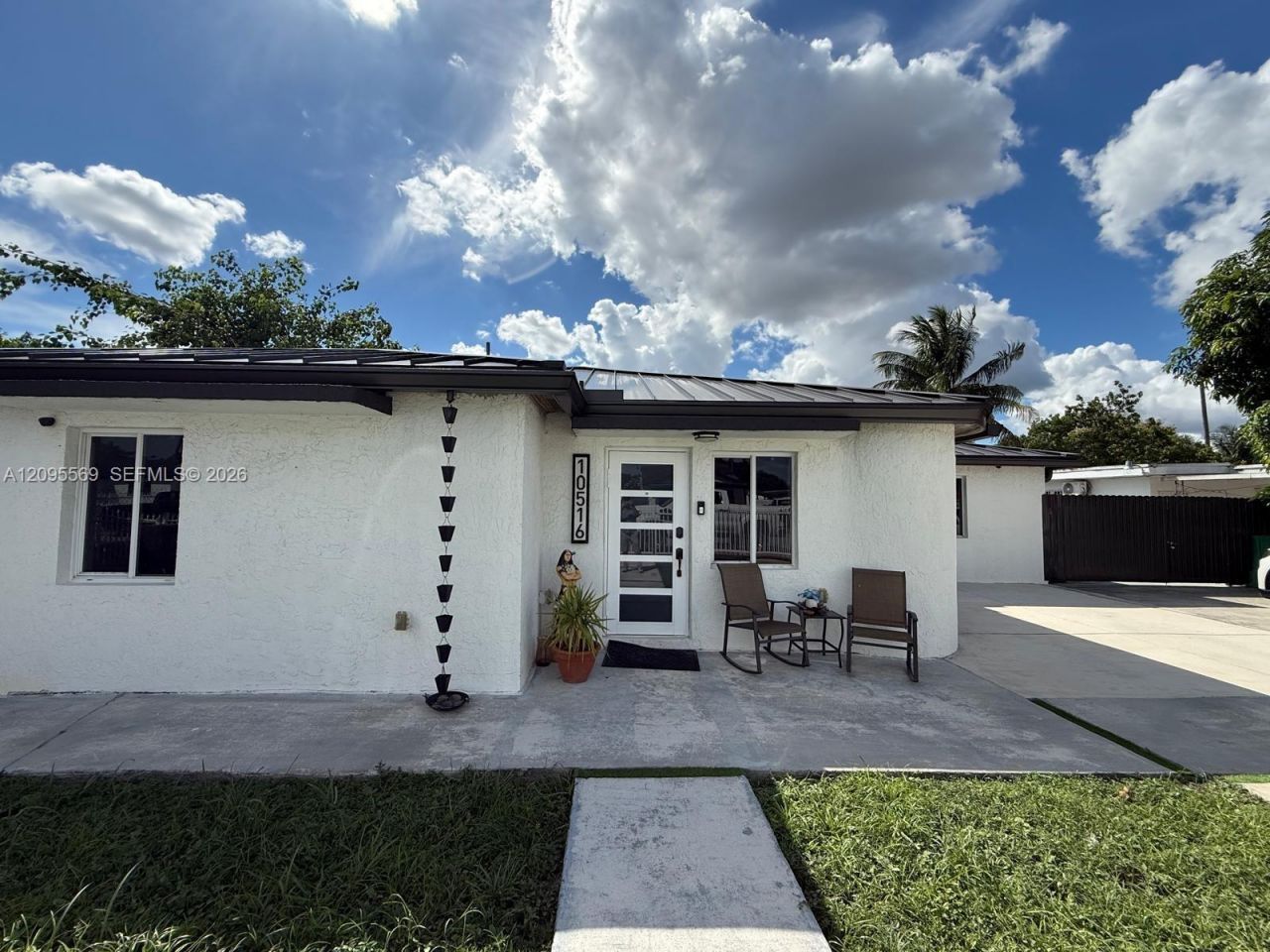 10516 NW 36th Pl , Miami, FL 33147 Photo