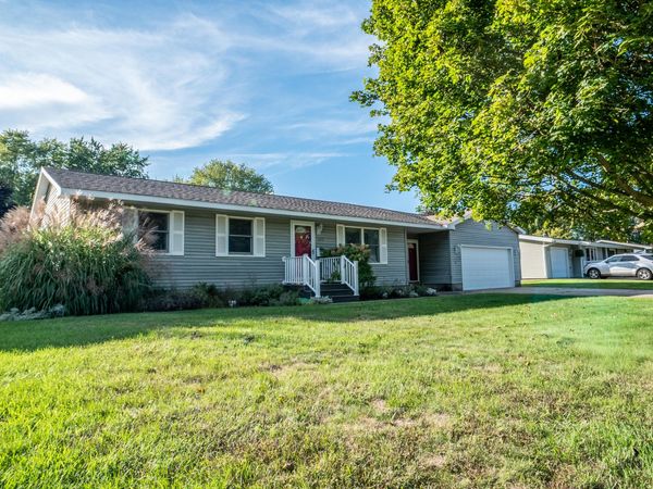 1410 Greenwich Street, Manistee, MI 49660