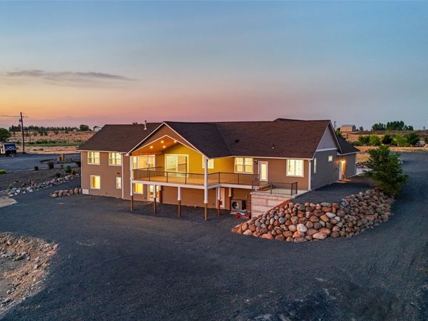 7328 NE Stonecrest , Moses Lake, WA 98837