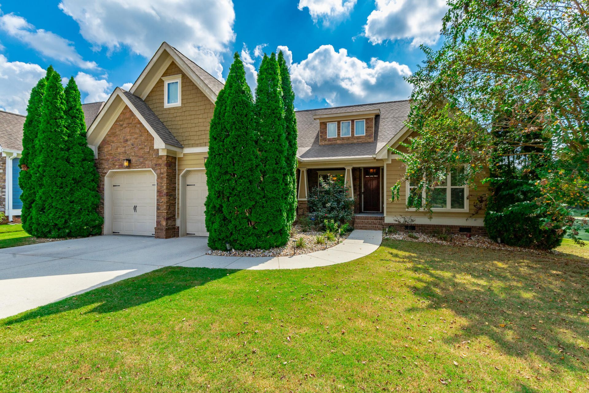 8562 Seven Lakes Drive Ooltewah, TN 37363
