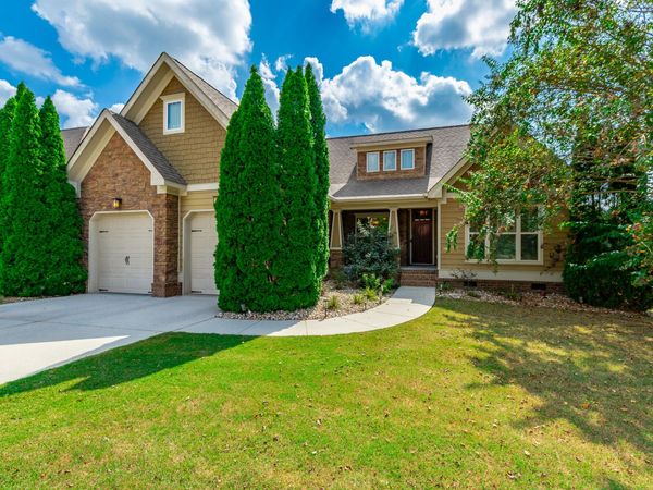 8562 Seven Lakes Drive, Ooltewah, TN 37363