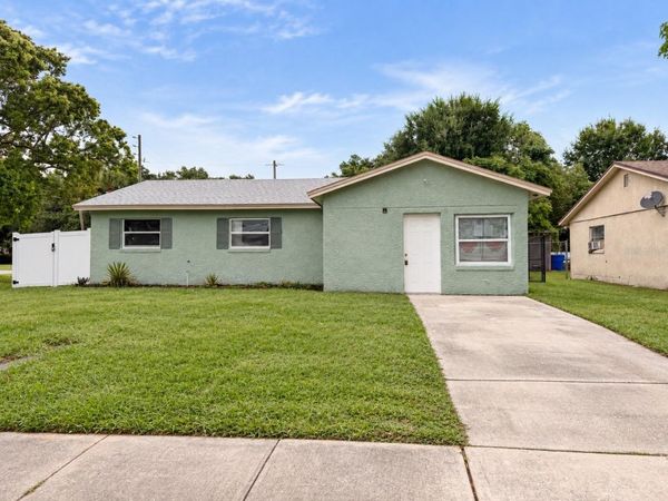 301 LESESNE STREET , KISSIMMEE, FL 34744