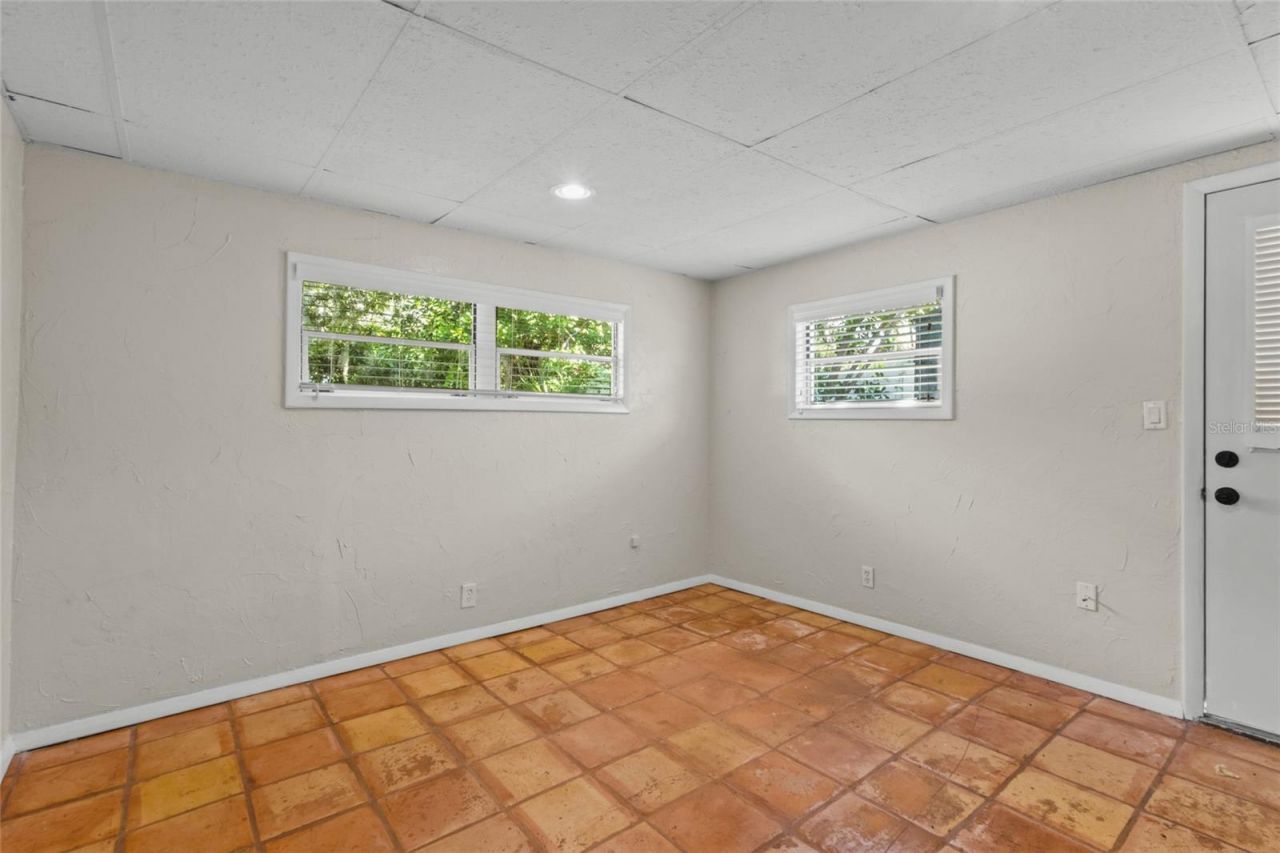 2520 E Milmar Drive, Sarasota, FL 34237 Photo