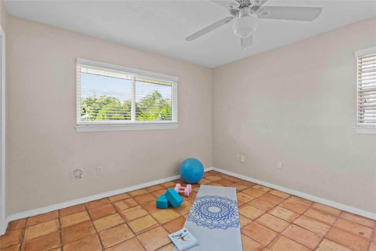 2520 E Milmar Drive , Sarasota, FL 34237 Photo