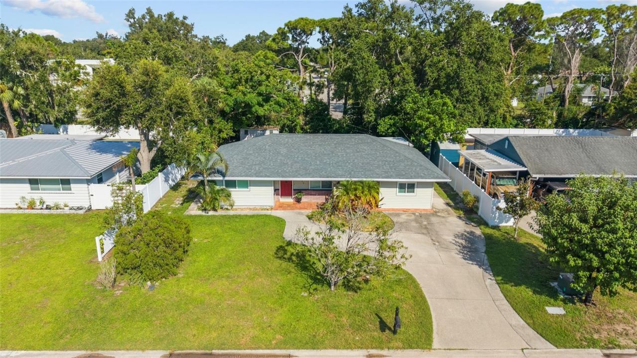 2520 E Milmar Drive , Sarasota, FL 34237 Photo