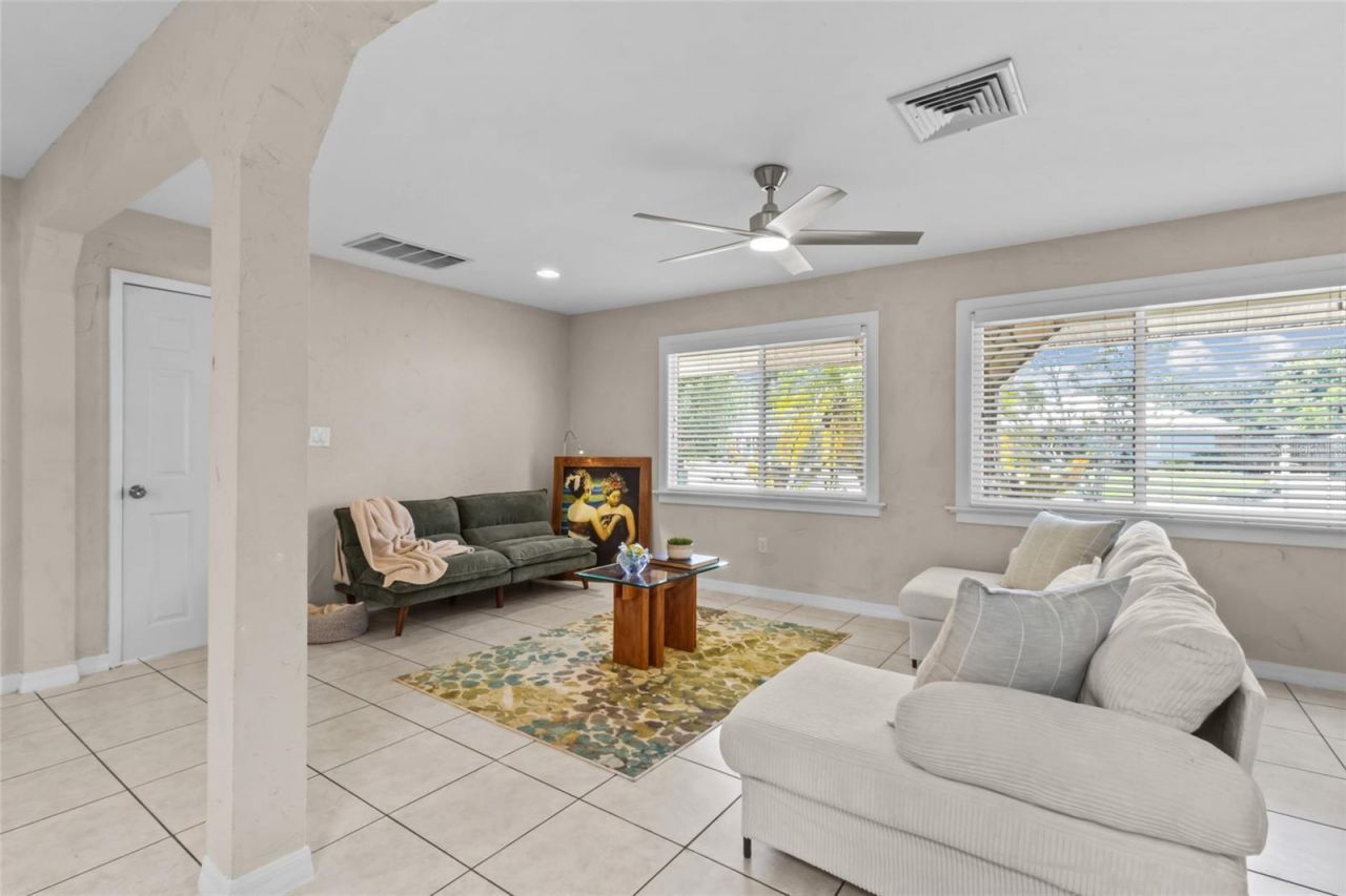 2520 E Milmar Drive , Sarasota, FL 34237 Photo