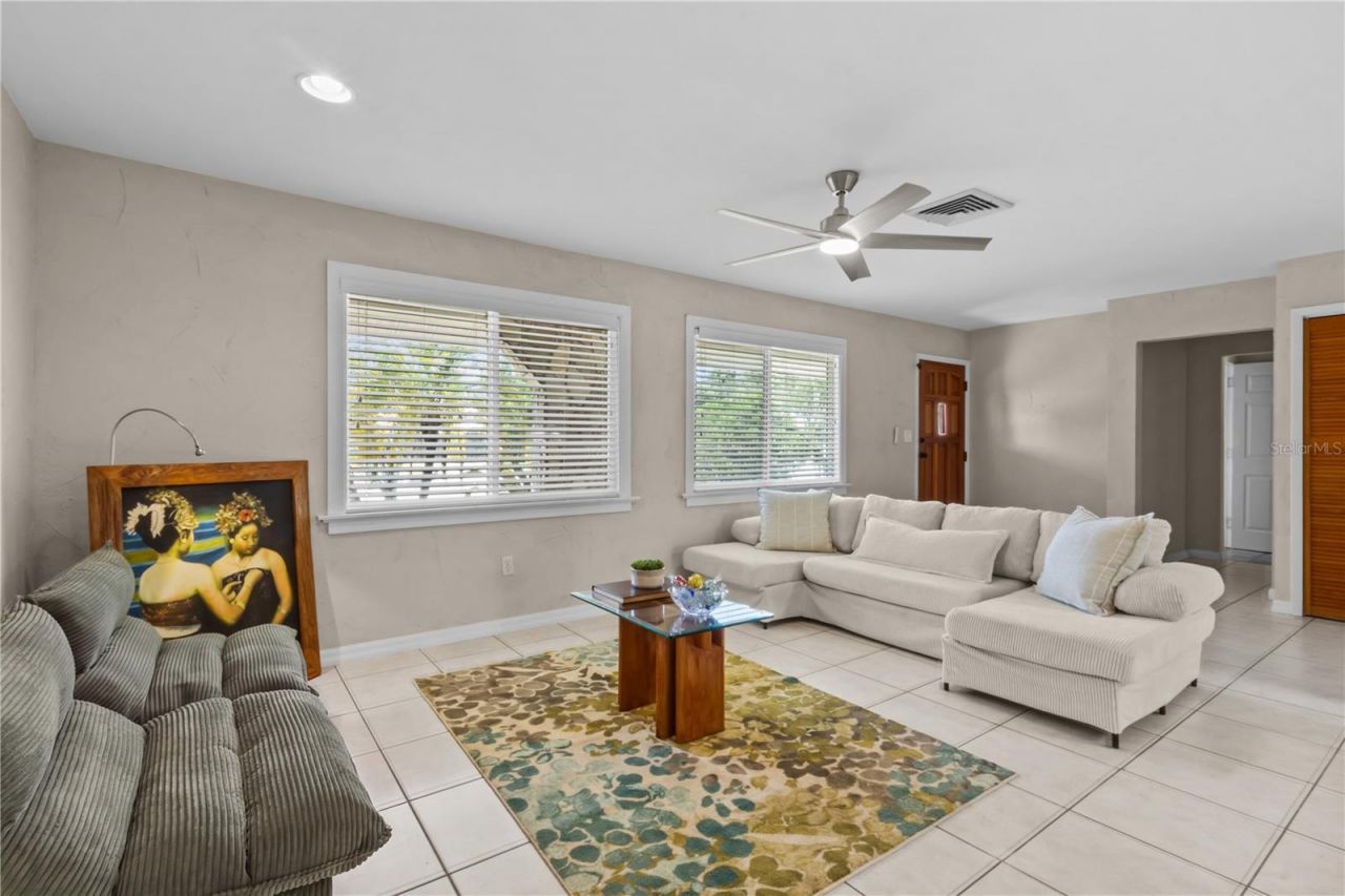 2520 E Milmar Drive, Sarasota, FL 34237 Photo