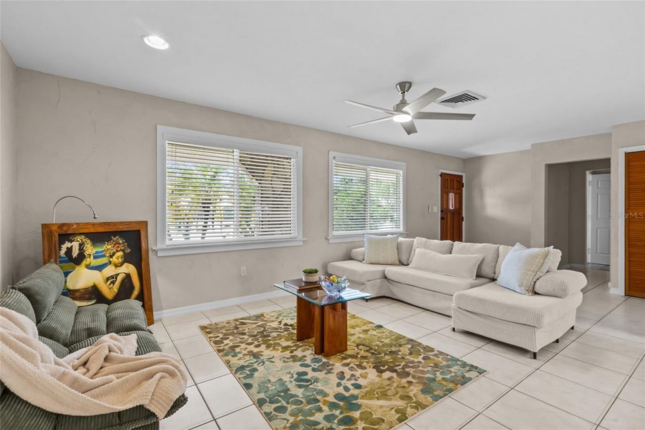 2520 E Milmar Drive , Sarasota, FL 34237 Photo