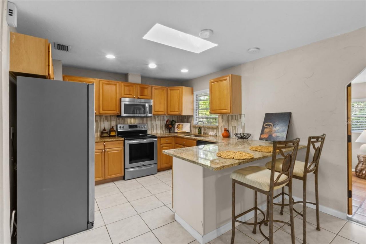 2520 E Milmar Drive , Sarasota, FL 34237 Photo