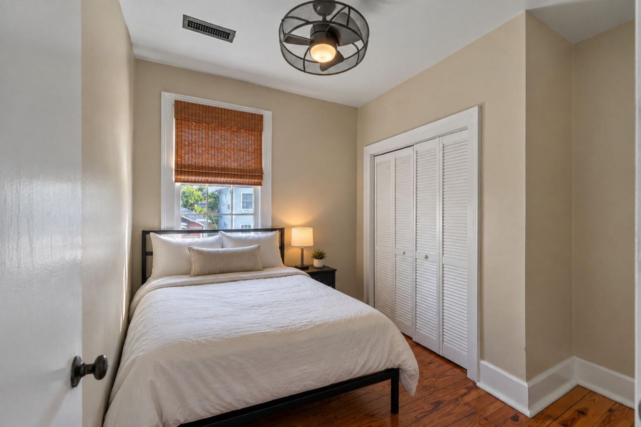 102 Nassau Street Photo 46