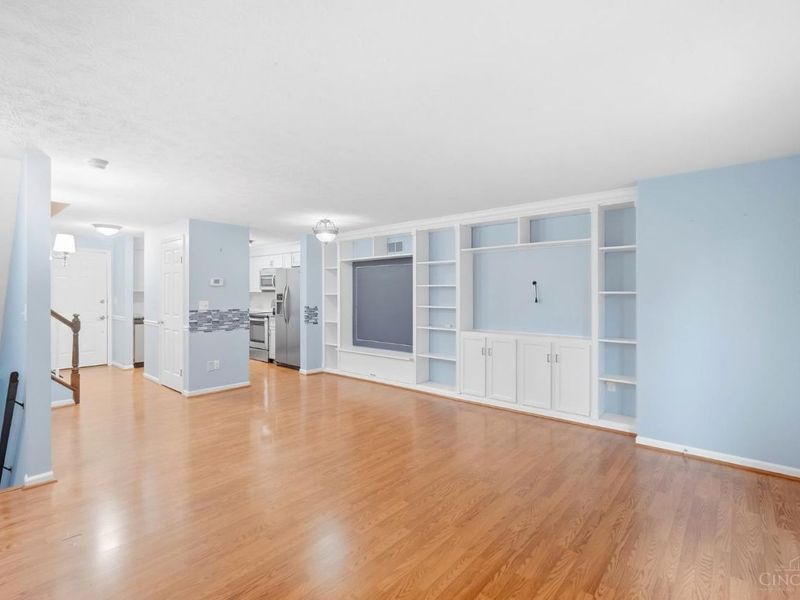 1042 Stratford Court, Loveland, OH 45140 Photo 21