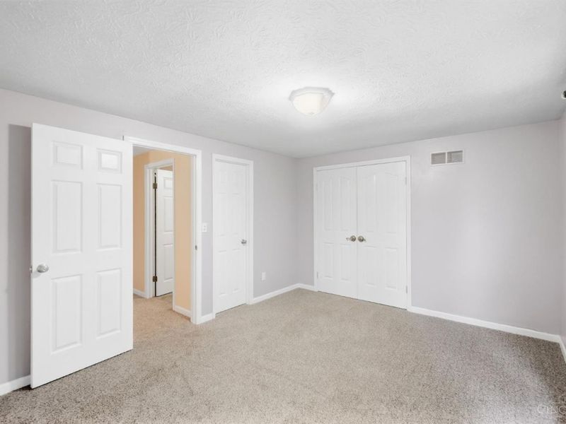 1042 Stratford Court, Loveland, OH 45140 Photo 23
