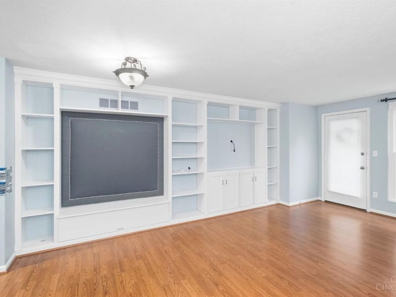 1042 Stratford Court, Loveland, OH 45140 Photo 32