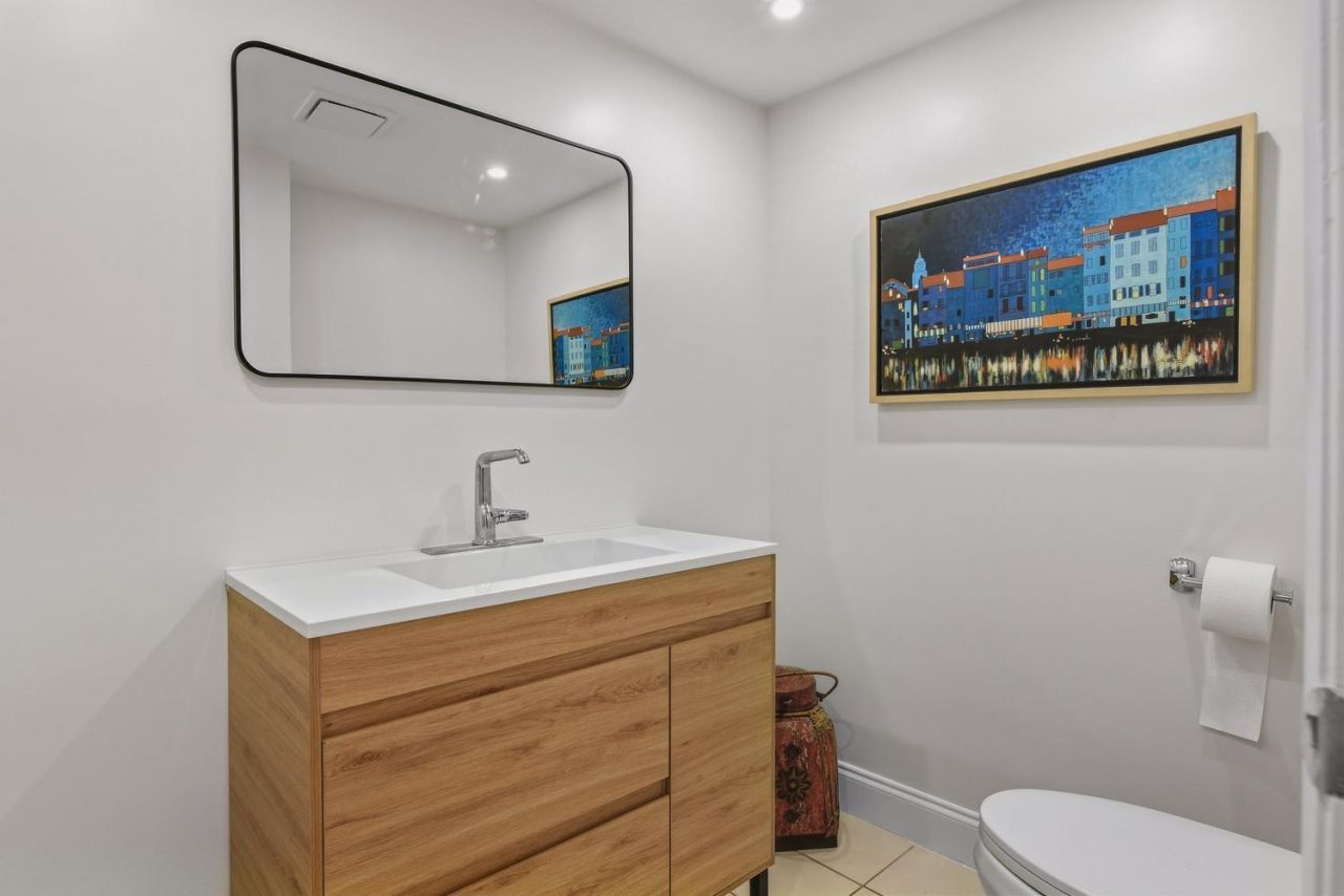 1172 Hillsboro Mile, Unit 3-3, Hillsboro Beach, FL 33062 Photo