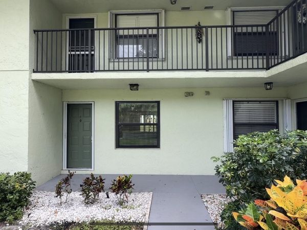 901 Sabal Ridge Circle, Unit C, Palm Beach Gardens, FL 33418