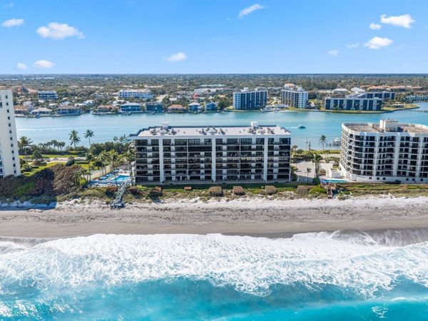 19750 S BEACH Road, Unit 7050, Tequesta, FL 33469