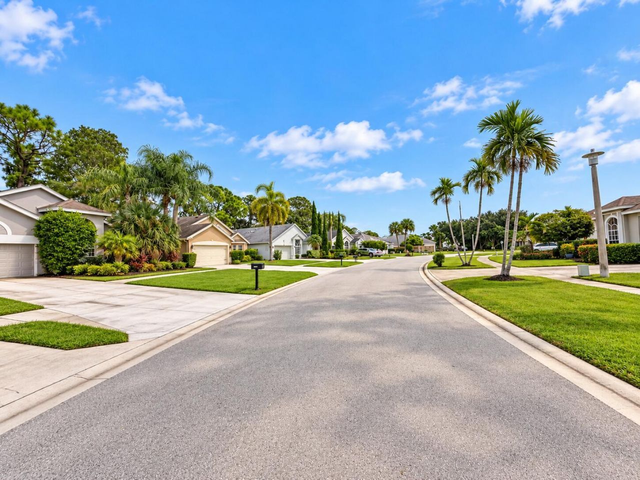 139 Saratoga Boulevard E, Royal Palm Beach, FL 33411 Photo