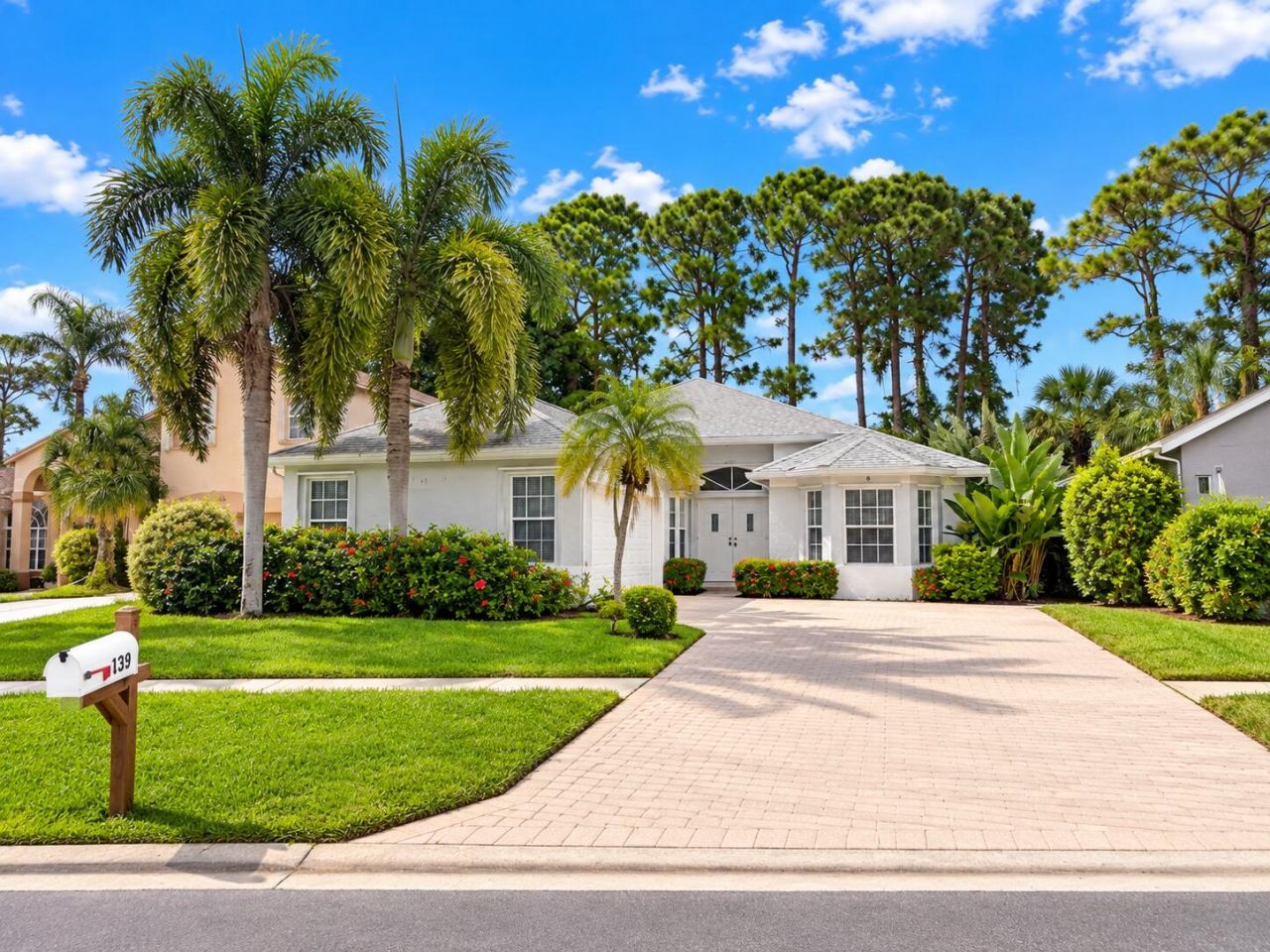 139 Saratoga Boulevard E, Royal Palm Beach, FL 33411 Photo