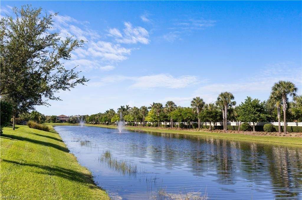 7245 Wilton Dr , Naples, FL 34109 Photo
