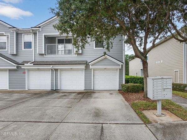 7067 DEER LODGE Circle, Unit 105, Jacksonville, FL 32256