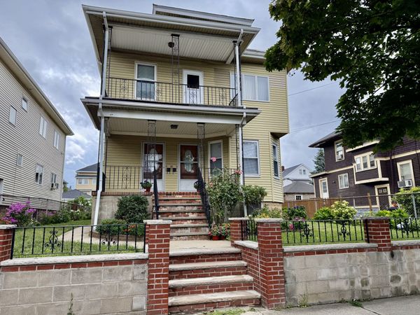 168 Middlesex Avenue, Unit 1, Medford, MA 02155