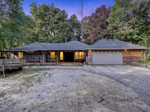 1080 W Jackson Street, Belvidere, IL 61008
