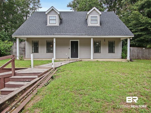 128 Richmond Road, Daphne, AL 36526