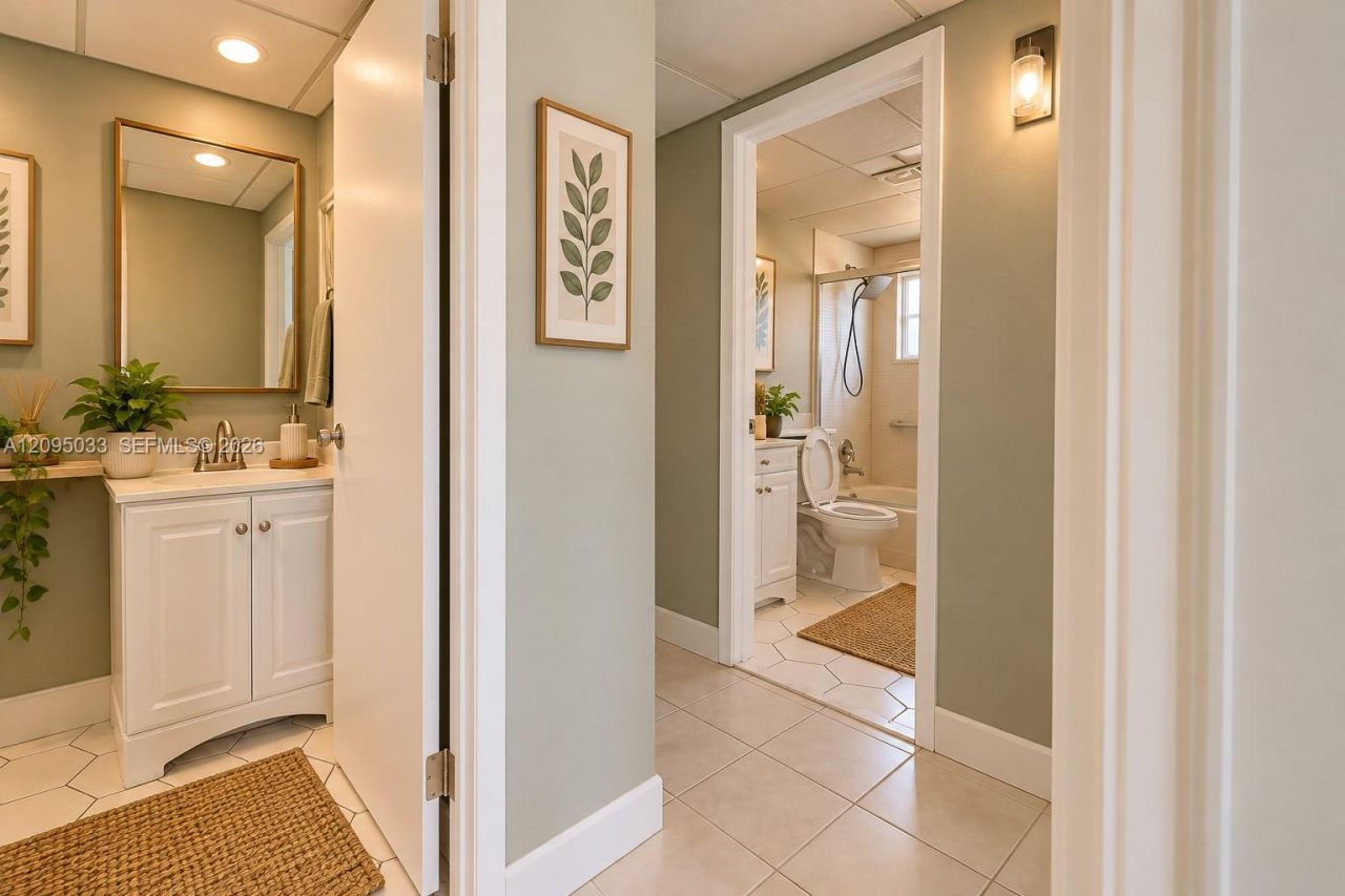 180 Saxony D , Unit 180, Delray Beach, FL 33446 Photo