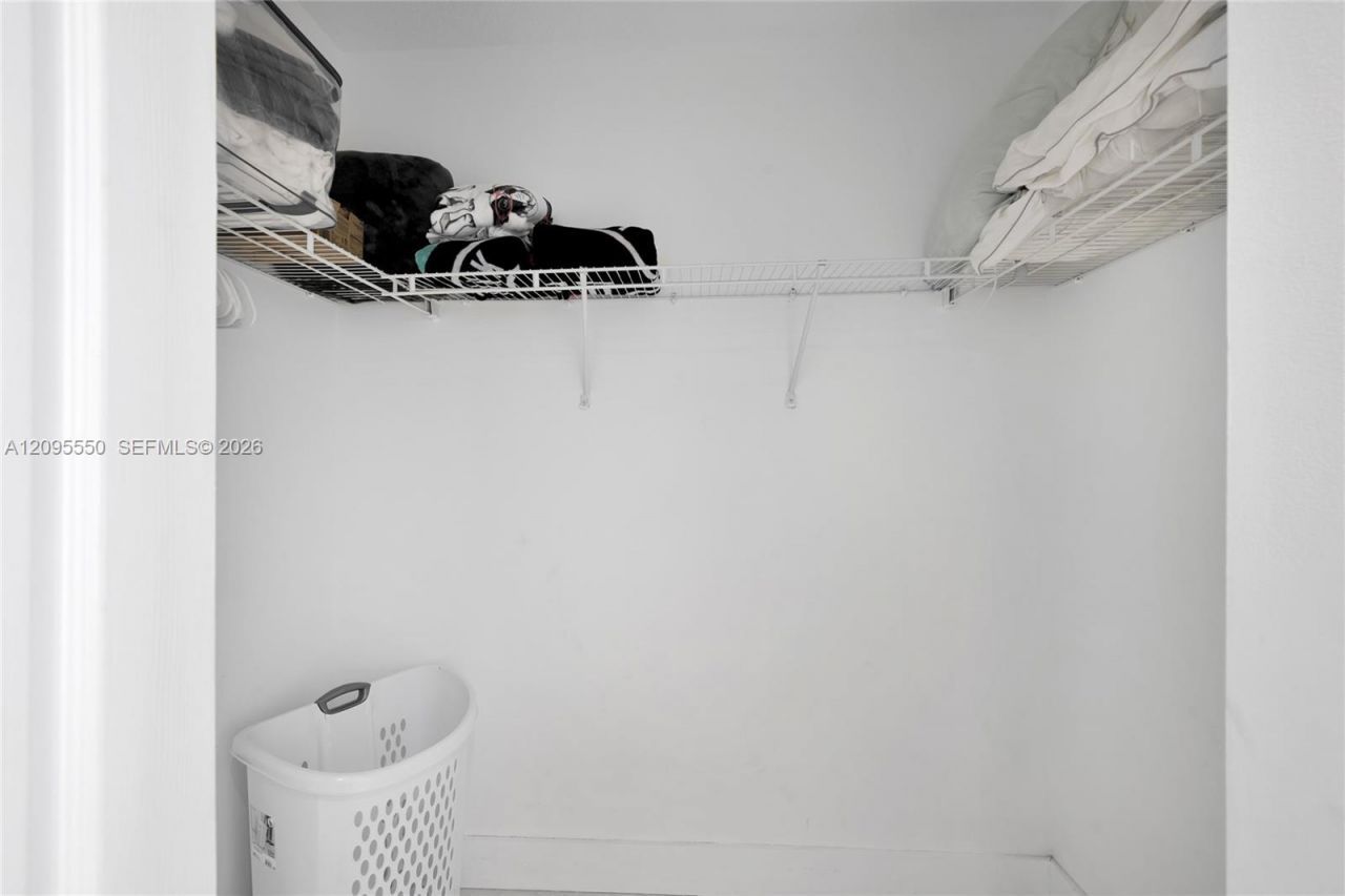 2080 S Ocean Dr, Unit 511, Hallandale Beach, FL 33009 Photo