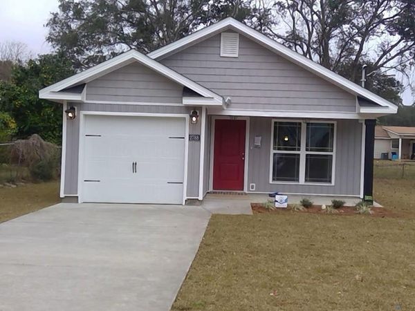 2788 Donley St, Pensacola, FL 32526