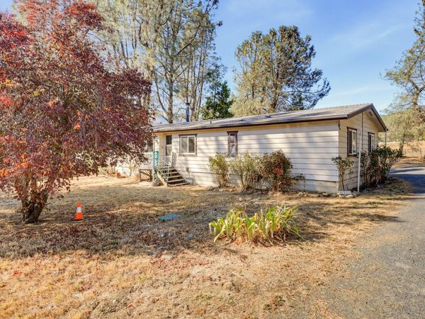 8744 Highway 238, Jacksonville, OR 97530