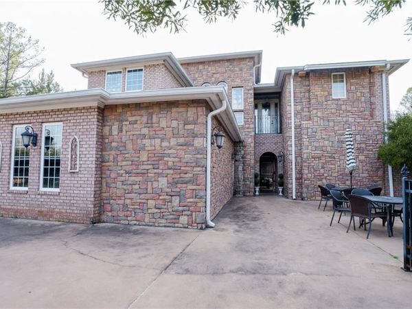 5469 County Rd 19 , Linden, AL 36748