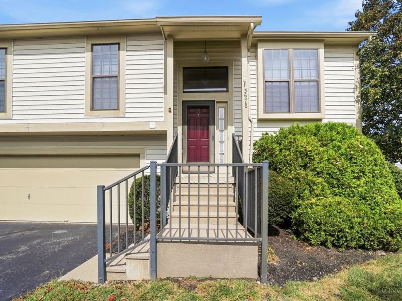 3678 Country Ridge, Mason, OH 45040 Photo 3